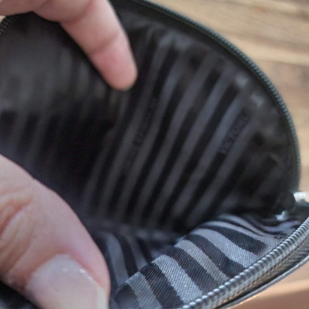 Victoria's Secret Love Black Makeup Pouch - Picture 7 of 10